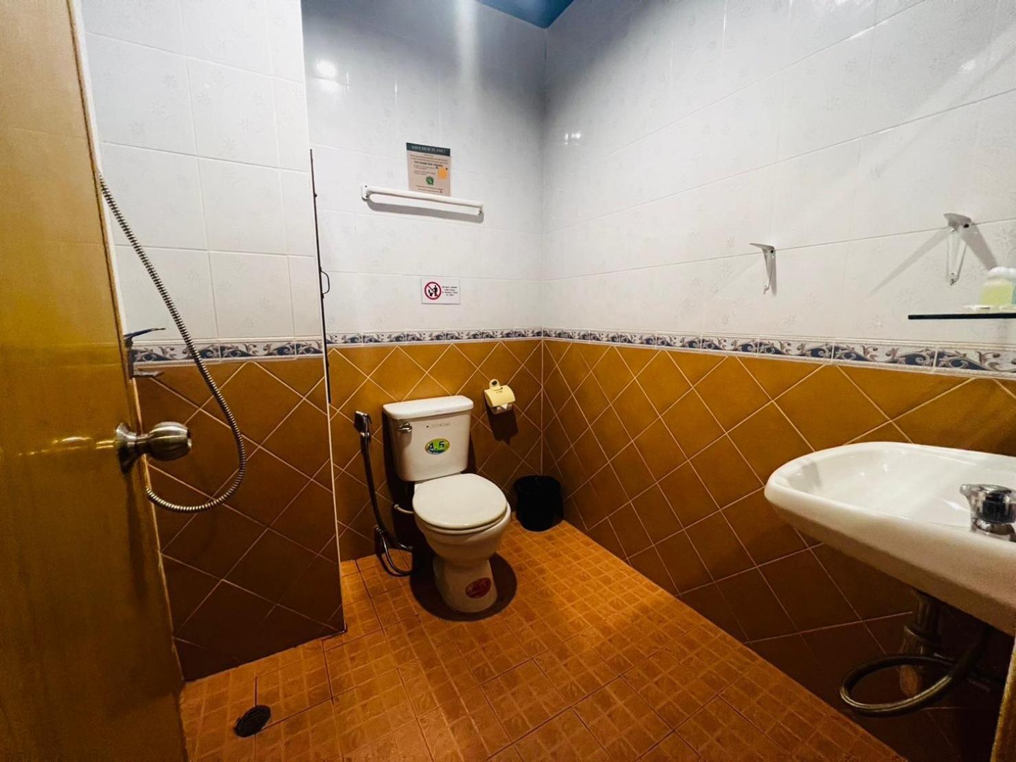 Blue Planet Hotel Patong Екстер'єр фото