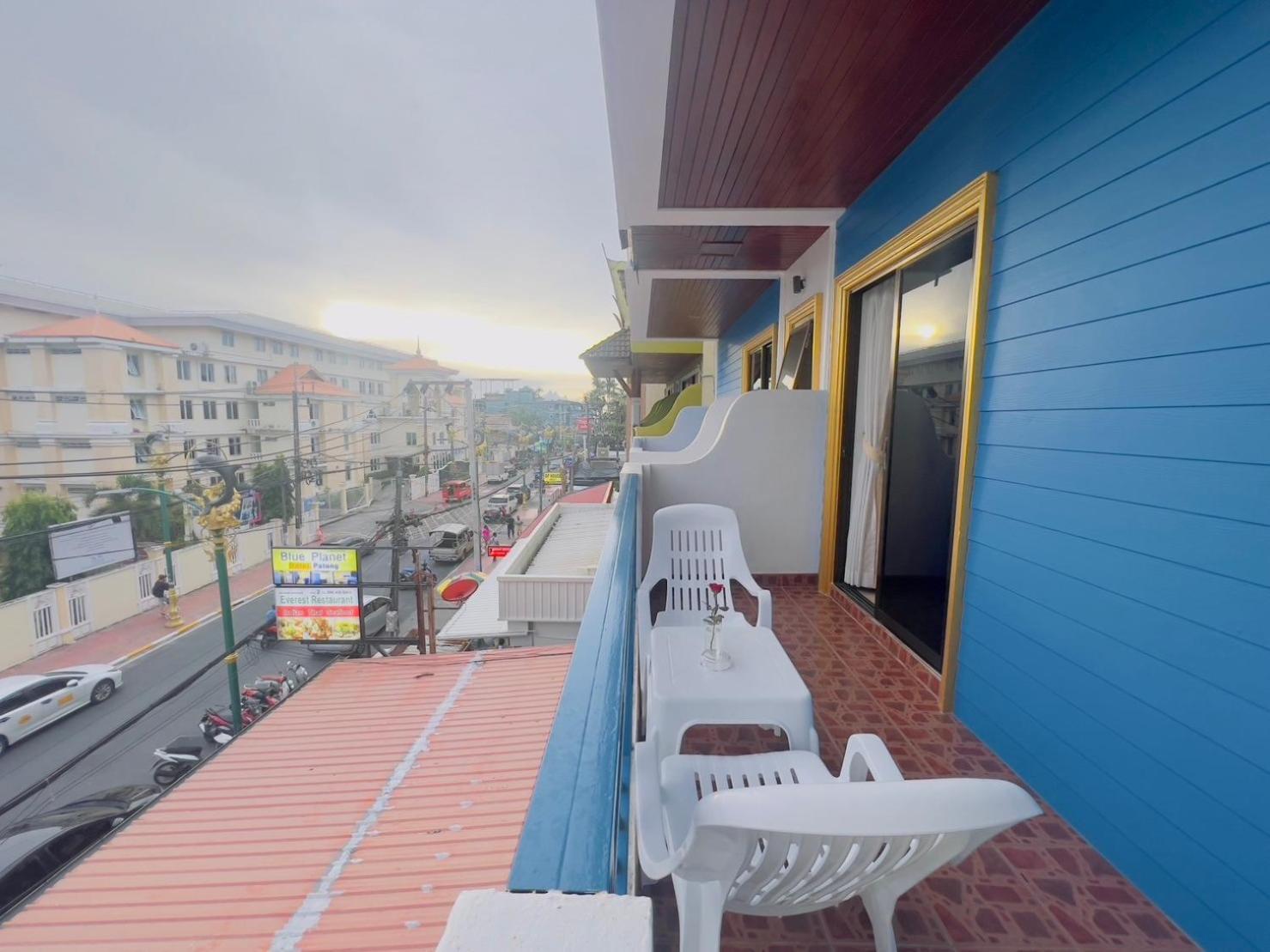 Blue Planet Hotel Patong Екстер'єр фото